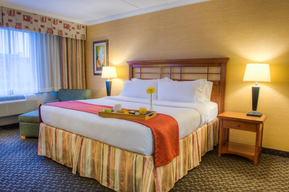 Four Points By Sheraton Windsor Downtown Buitenkant foto